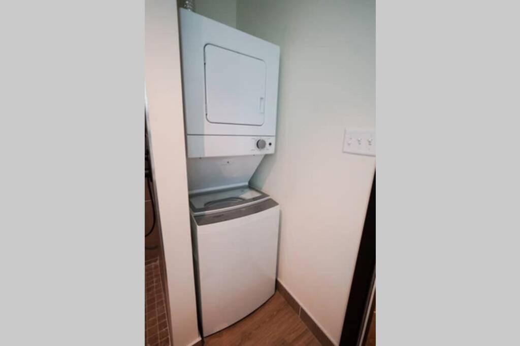 3E - *Renovated* 3 Min To Hillman Cancer Center Sleeps 6 Pittsburgh Bagian luar foto