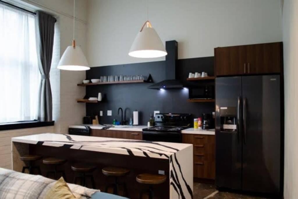 3E - *Renovated* 3 Min To Hillman Cancer Center Sleeps 6 Pittsburgh Bagian luar foto